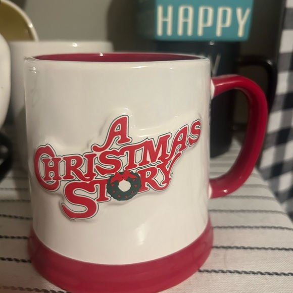 Rae Dunn Christmas Story cup - Picture 1 of 2